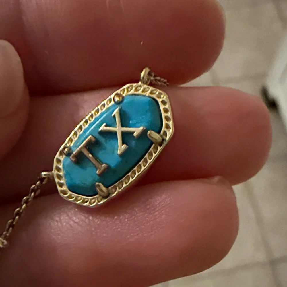 KENDRA SCOTT ELISA GOLD TEXAS NECKLACE IN TURQUOISE LIKE NEW